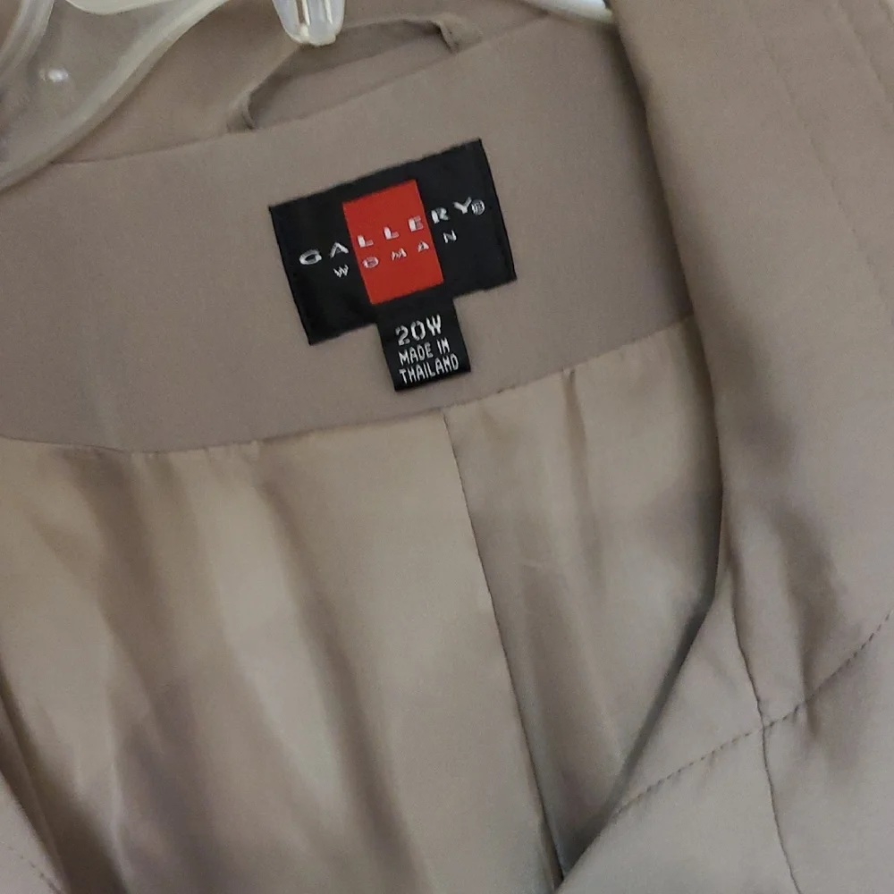 Gallery Women's Beige Coat - Picture 2 of 6